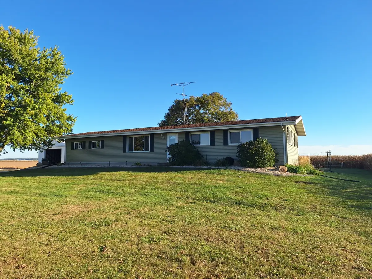 2117 Us Rt 30, West Brooklyn, IL 61378 - Image #1