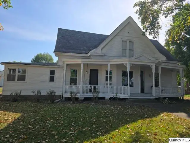 102 Center Street, Augusta, IL 62311 - Image #1