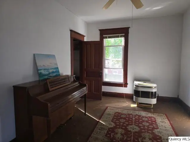 102 Center Street, Augusta, IL 62311 - Image #2