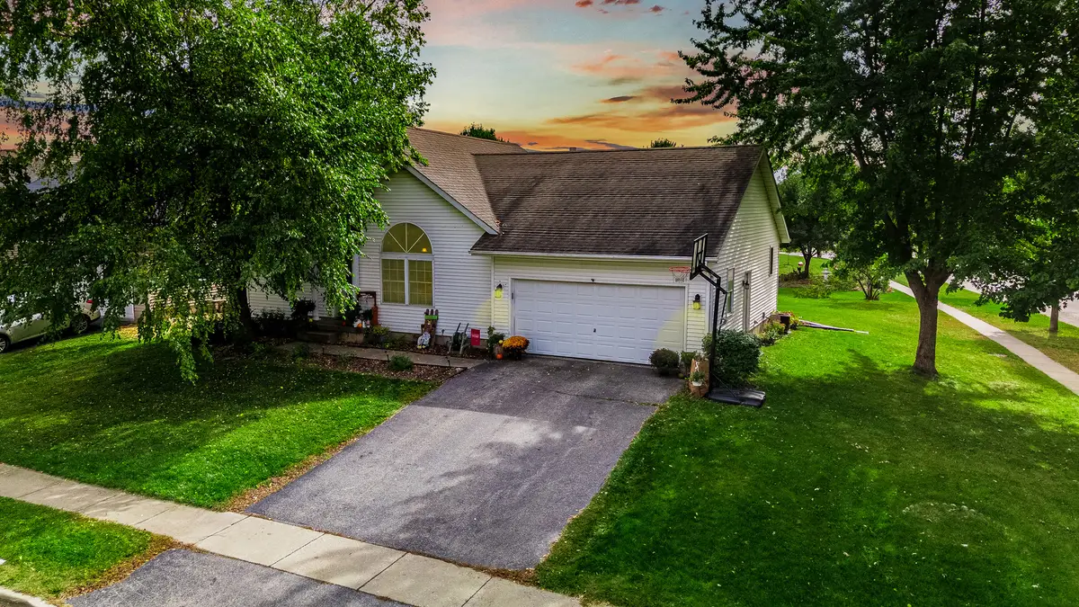 728 Hawthorne Lane, Genoa, IL 60135 - Image #1