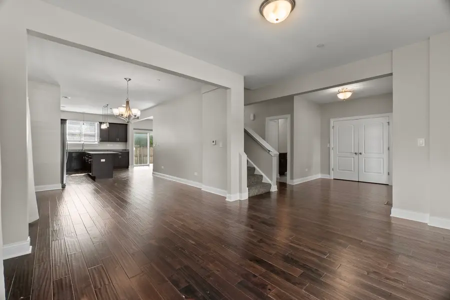 47 E 55th Street, Westmont, IL 60559 - Image #2