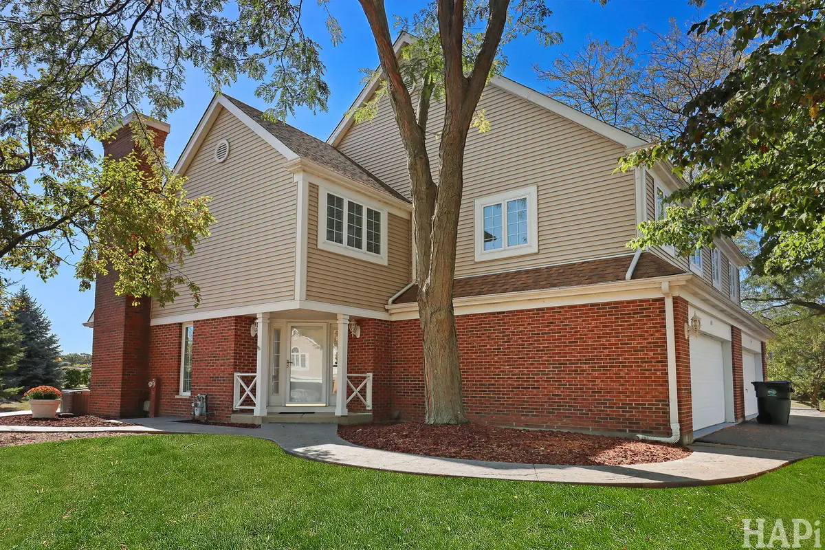 692 Monroe Drive, Lindenhurst, IL 60046 - Image #1