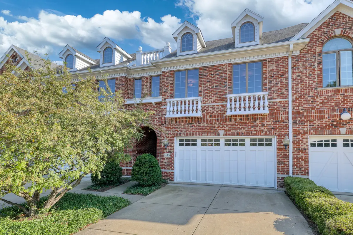 315 Arbor Glen Boulevard, Schaumburg, IL 60195 - #1