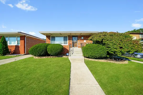 372 Bensley Avenue, Calumet City, IL 60409