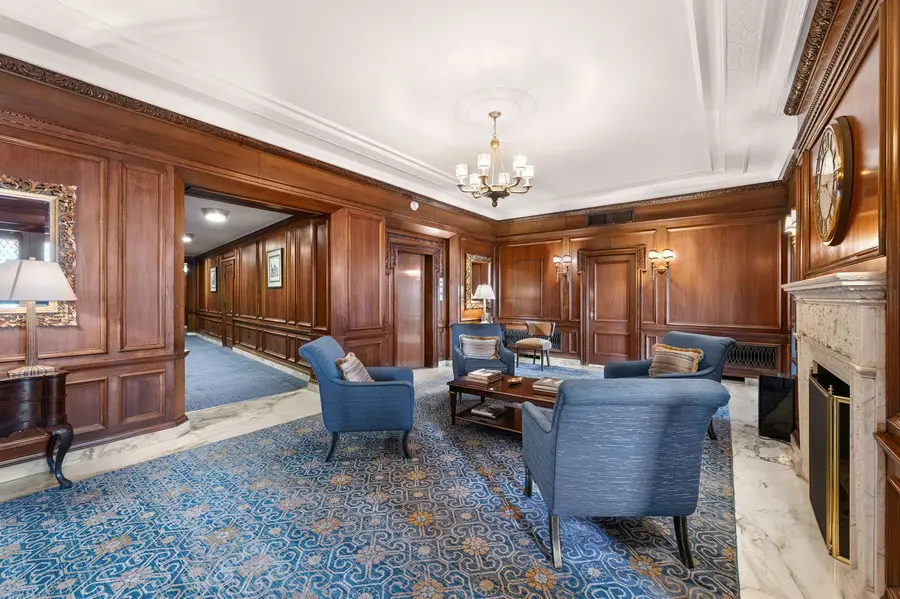 1242 N Lake Shore Drive #4N, Chicago, IL 60610 - Image #3