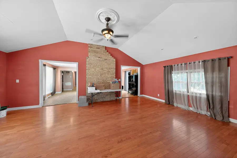 11S100 Carpenter Street, Lemont, IL 60439 - Image #3