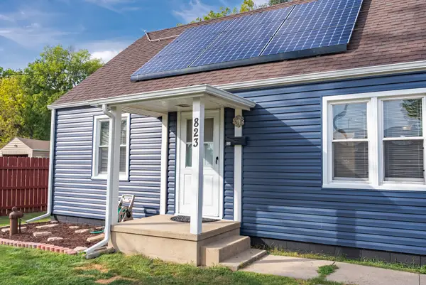 823 Lenwood Court, Aurora, IL 60506