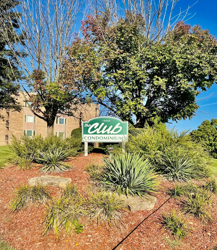 18600 Village West Drive #310, Hazel Crest, IL 60429 - Image #2