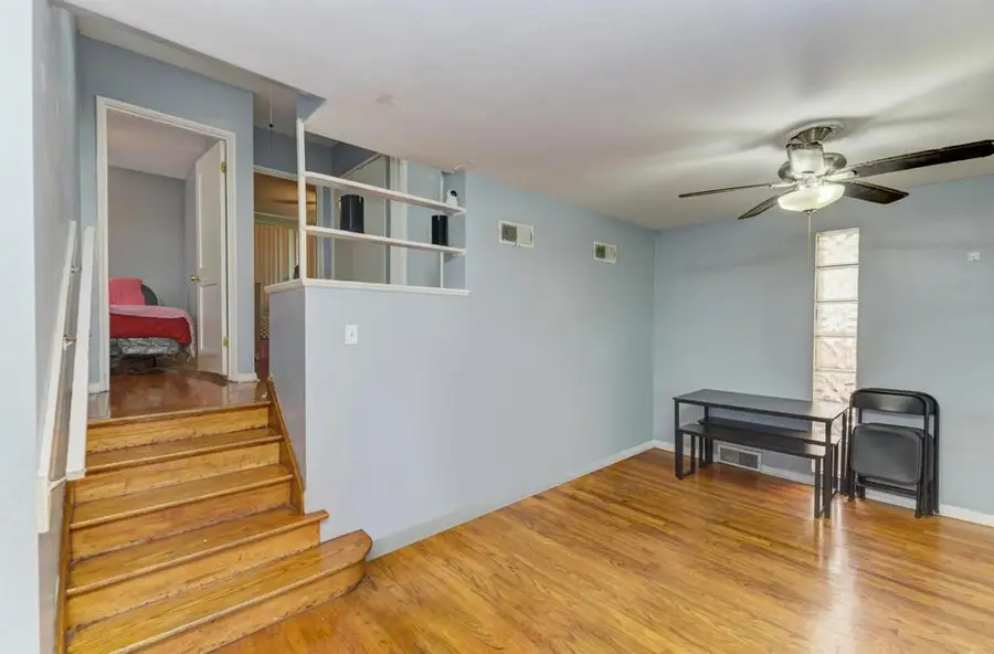 9760 S Dobson Avenue, Chicago, IL 60628 - #2