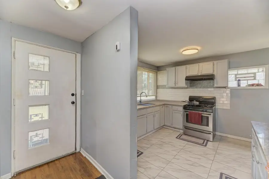 9760 S Dobson Avenue, Chicago, IL 60628 - #3