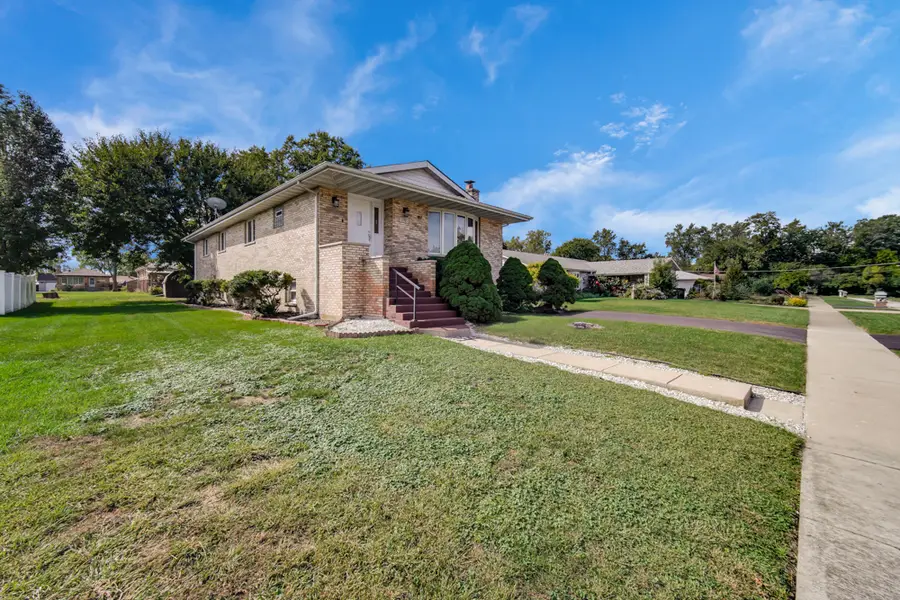 192 W 28th Street, South Chicago Heights, IL 60411 - Image #2