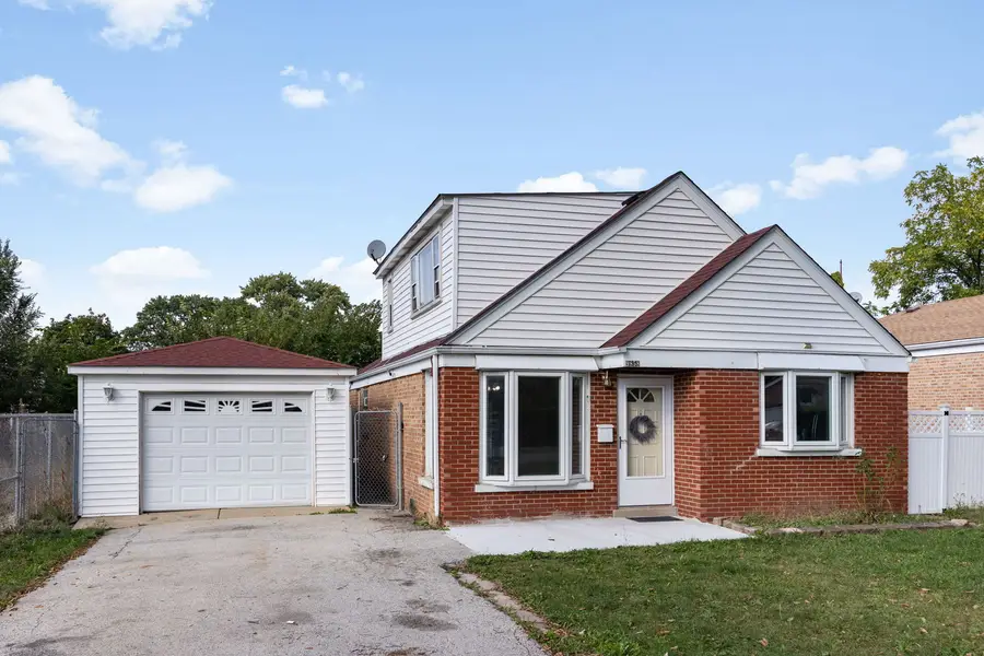 9858 Montrose Avenue, Schiller Park, IL 60176 - Image #2