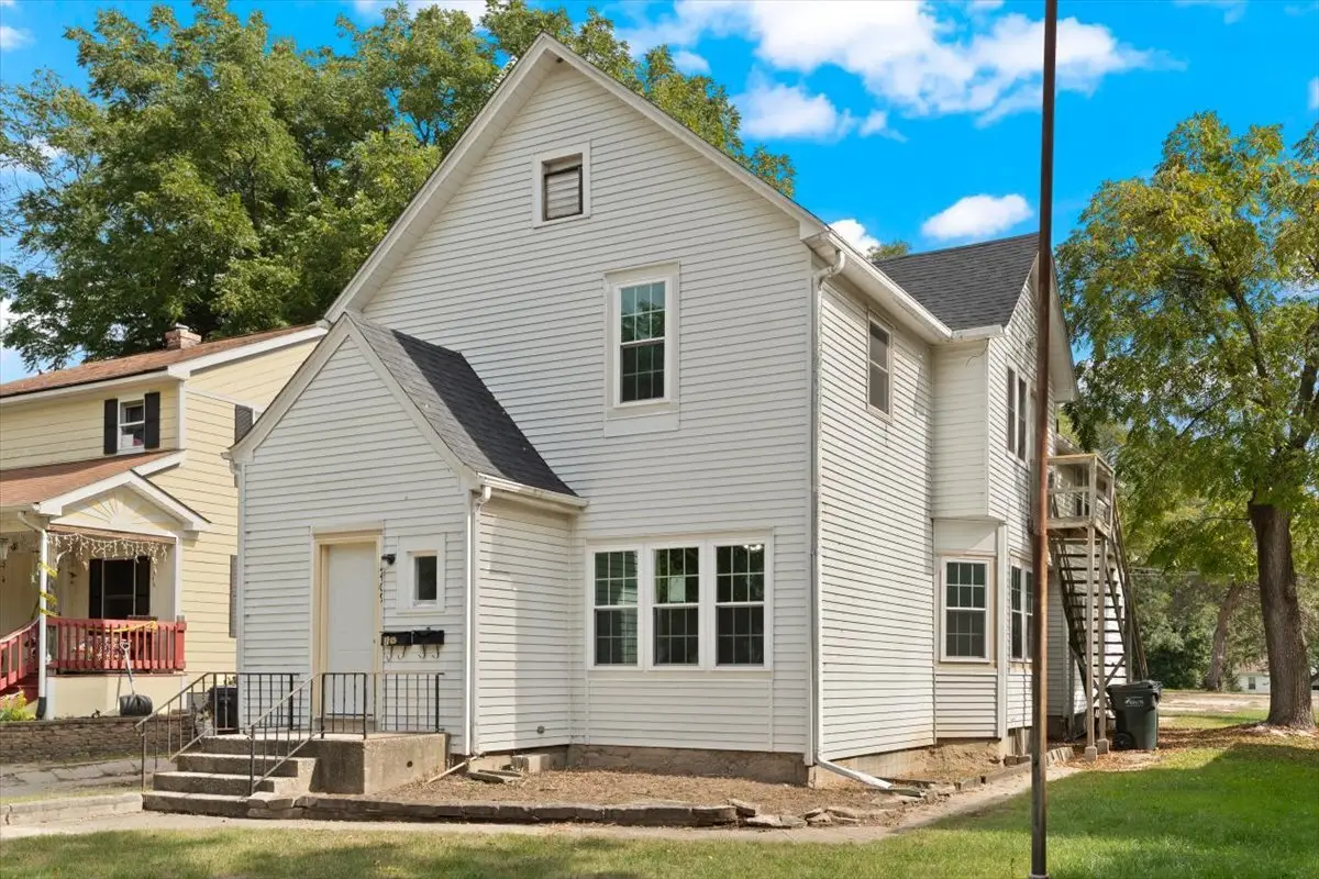 2409 Gilboa Avenue, Zion, IL 60099 - Image #1