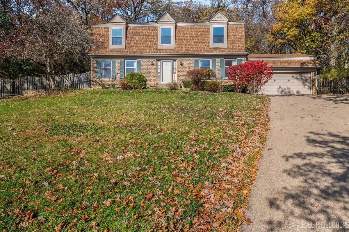 40W440 Winchester Way, Saint Charles, IL 60175 - #1