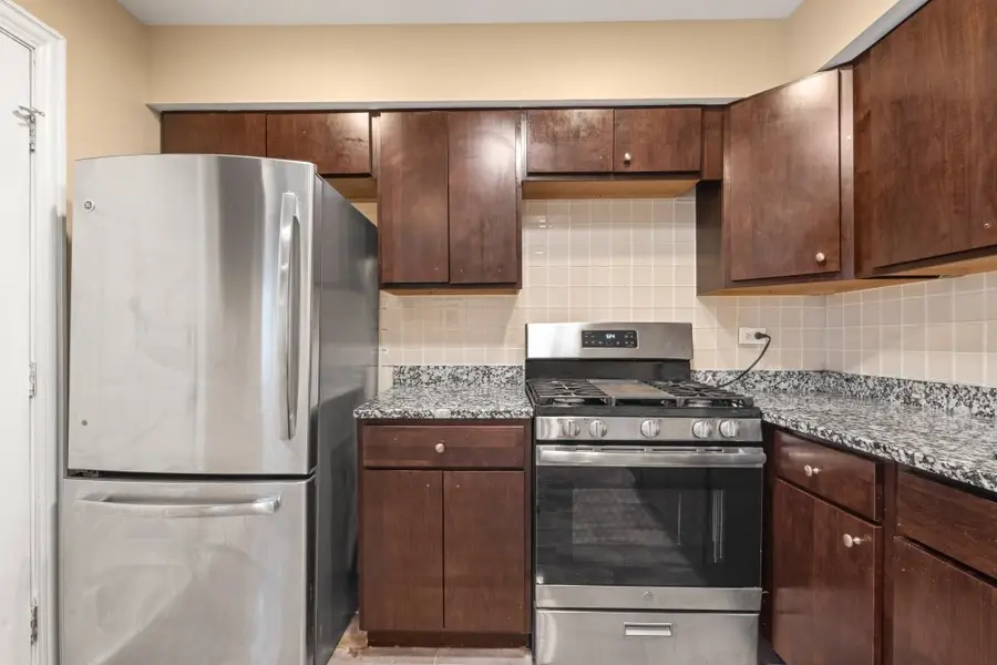 2101 S 4th Avenue #B, Maywood, IL 60153 - Image #2