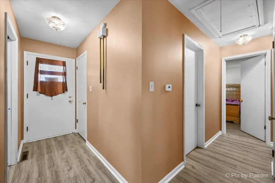 1103 Lawrence Avenue, Elgin, IL 60123 - Image #3