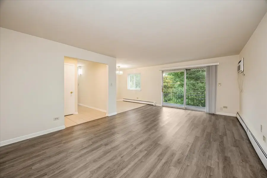 9821 S Cicero Avenue S #8, Oak Lawn, IL 60453 - Image #3