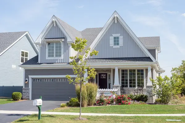 1572 Dempsey Drive, St. Charles, IL 60174