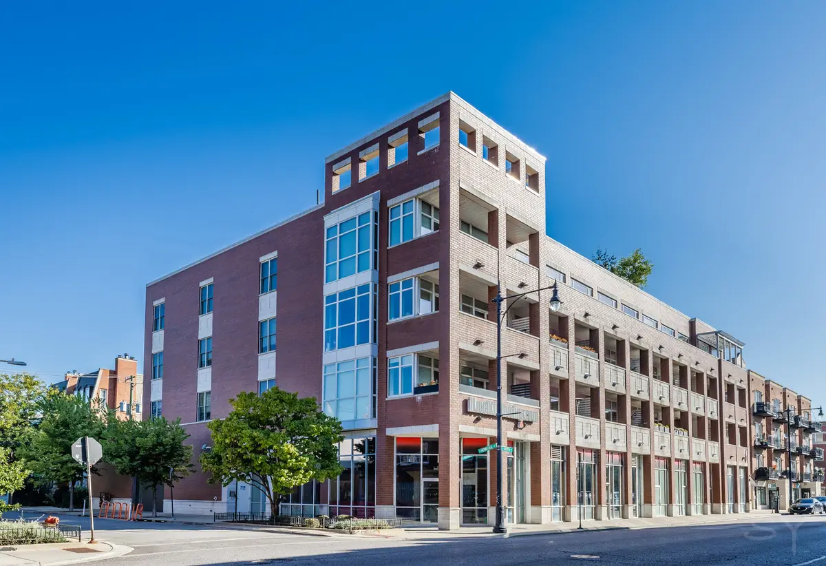 1611 N Hermitage Avenue #206, Chicago, IL 60622 - Image #1