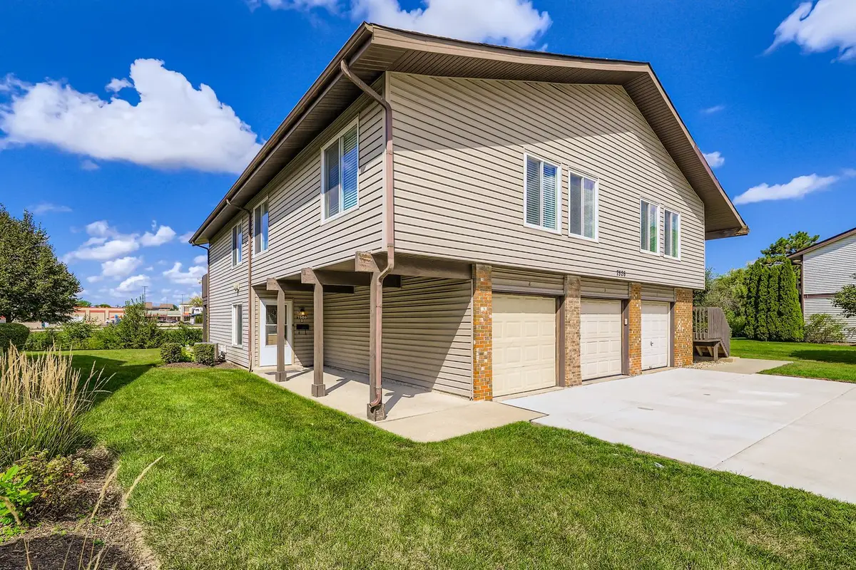 7526 Bristol Lane #2, Hanover Park, IL 60133 - Image #1