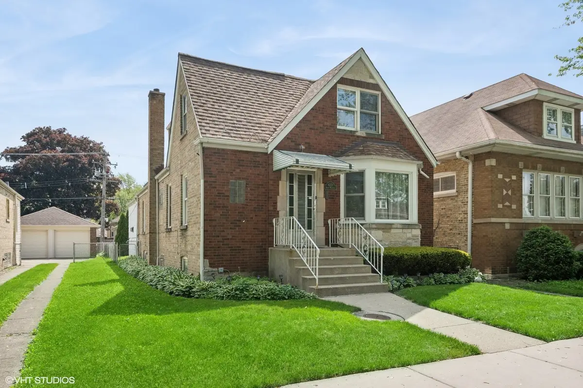 6321 N Merrimac Avenue, Chicago, IL 60646 - Image #1