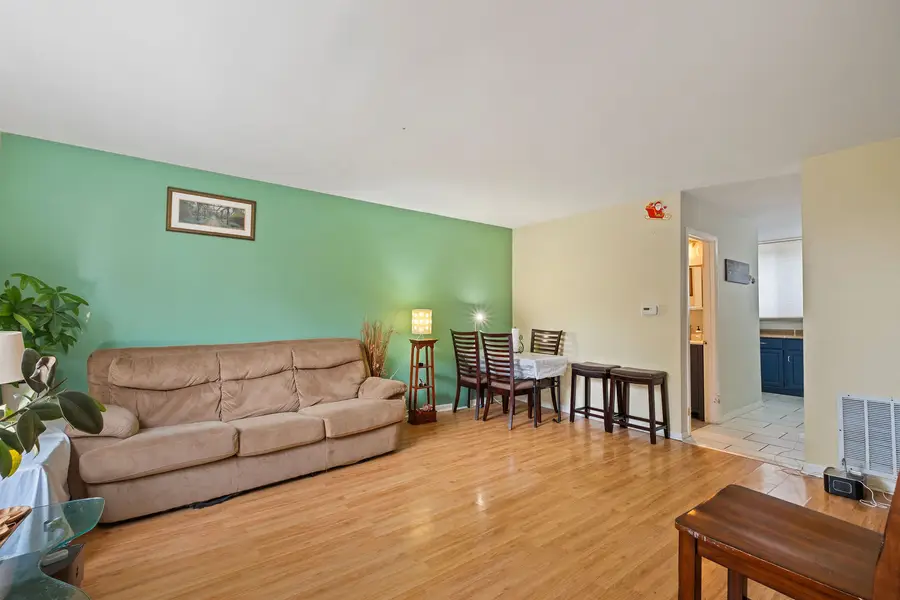 1578 Woodland Avenue #D, Des Plaines, IL 60016 - Image #3