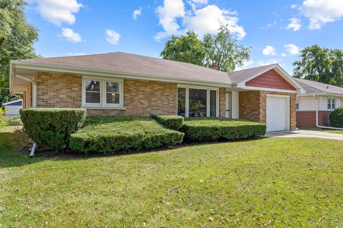 525 Homestead Road, La Grange Park, IL 60526 - Image #1