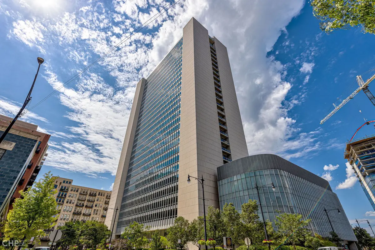 Address Withheld By Seller, Chicago, IL 60654 - #1