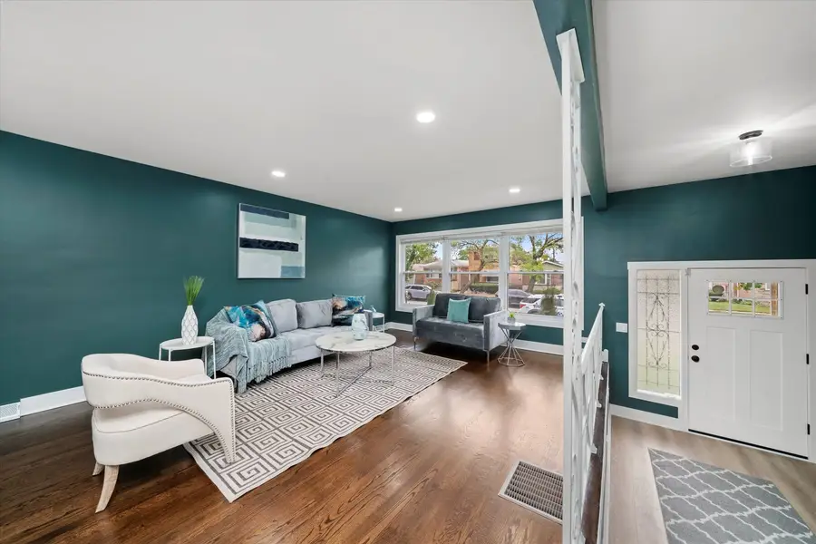 9426 S Lowe Avenue, Chicago, IL 60620 - #3