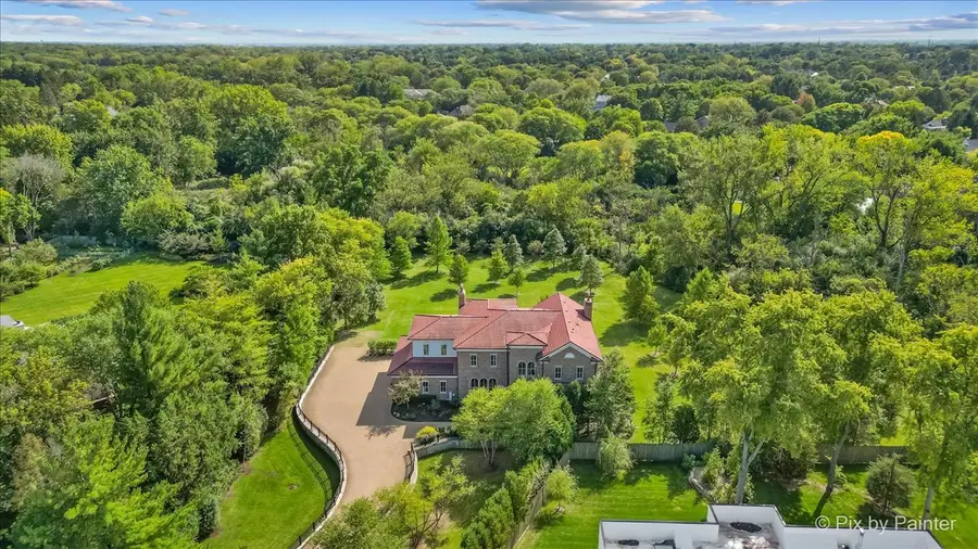 27 W Onwentsia Road, Lake Forest, IL 60045 - Image #2