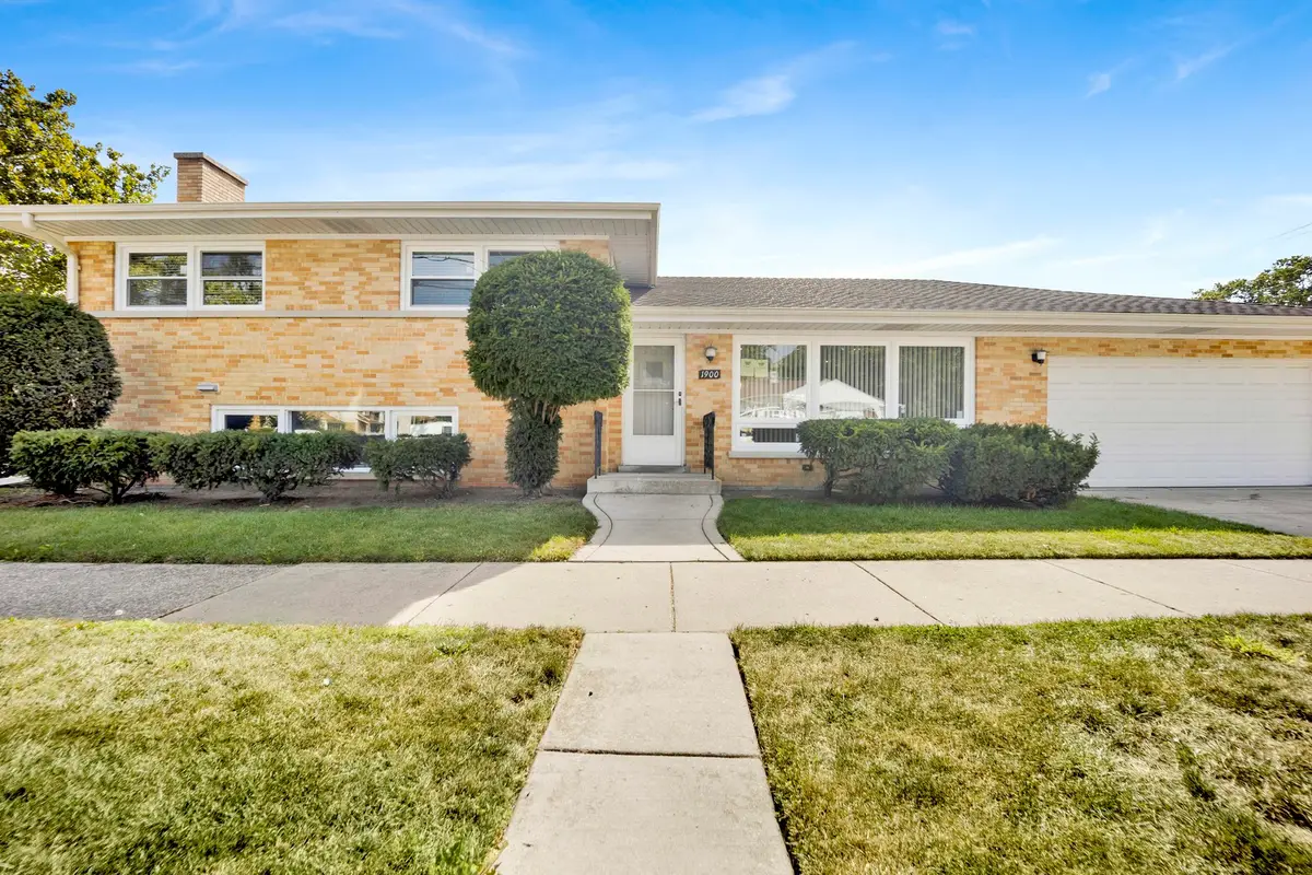 1900 Manchester Avenue, Westchester, IL 60154 - Image #1