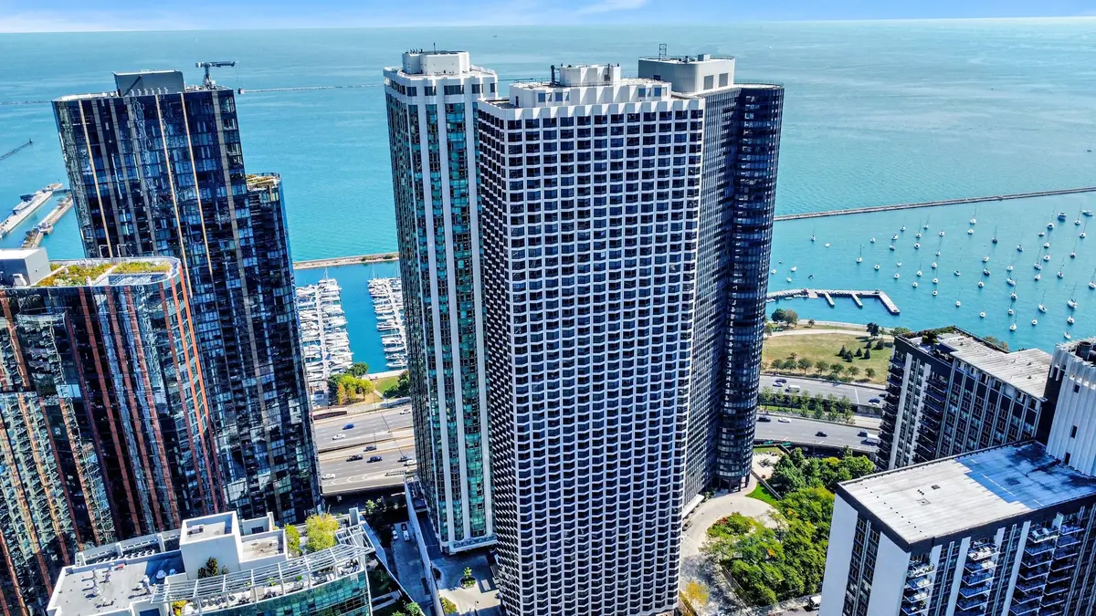 195 N Harbor Drive #5502, Chicago, IL 60601 - Image #1