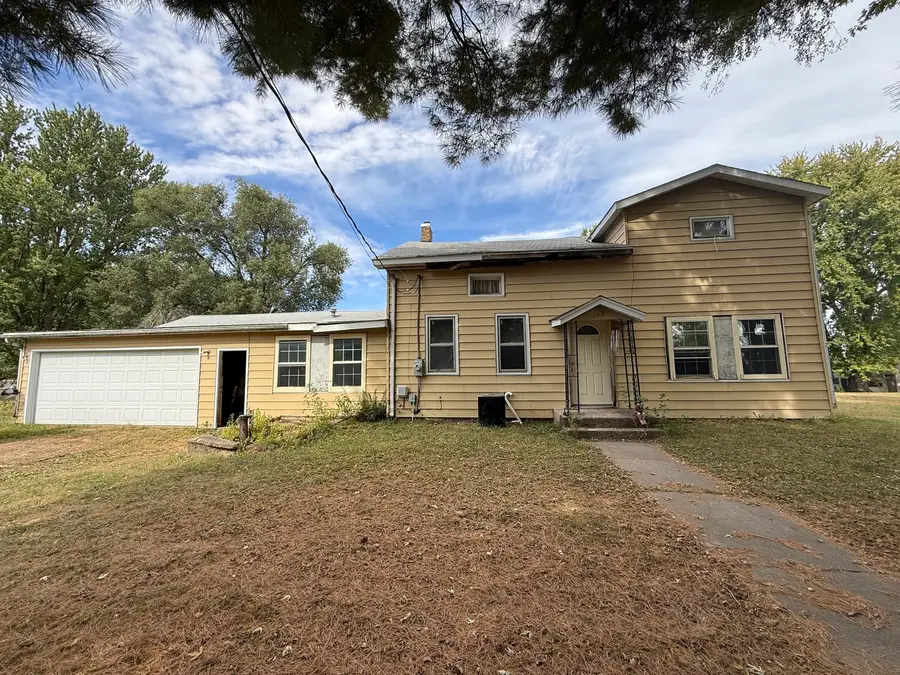 104-106 Gaston Street, Dixon, IL 61021 - Image #2