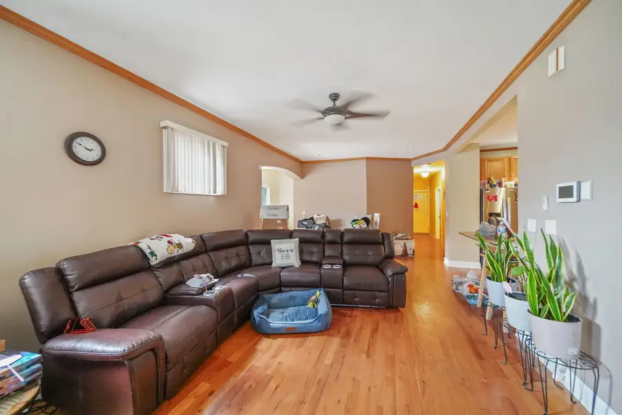 11326 S Parnell Avenue, Chicago, IL 60628 - Image #2