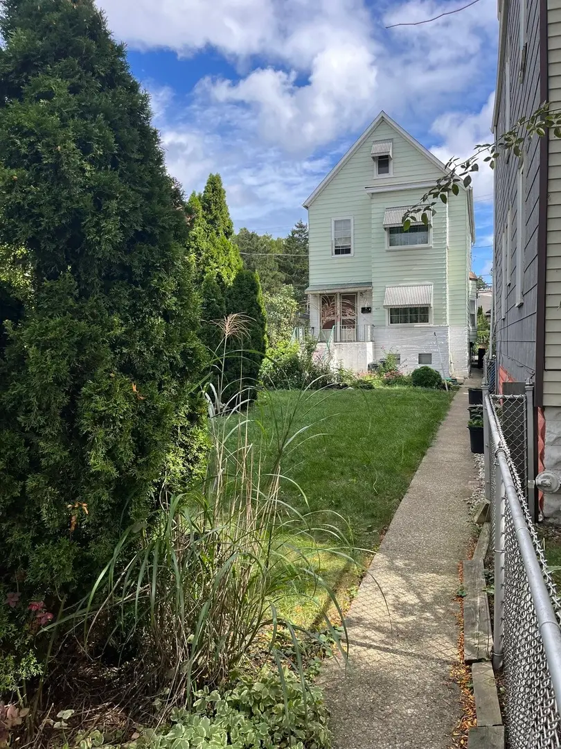 3037 N Central Park Avenue, Chicago, IL 60618 - Image #3