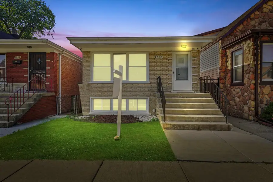 7212 S Campbell Avenue, Chicago, IL 60629 - Image #2