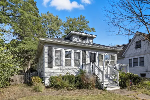 440 W Main Street, Barrington, IL 60010