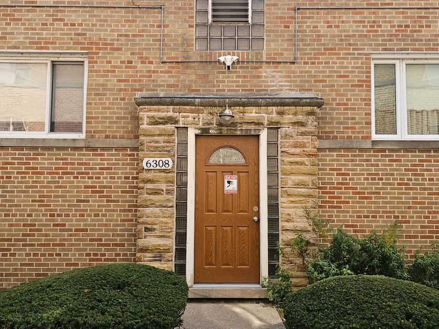 6308 N Kedzie Avenue #2W, Chicago, IL 60659 - Image #3
