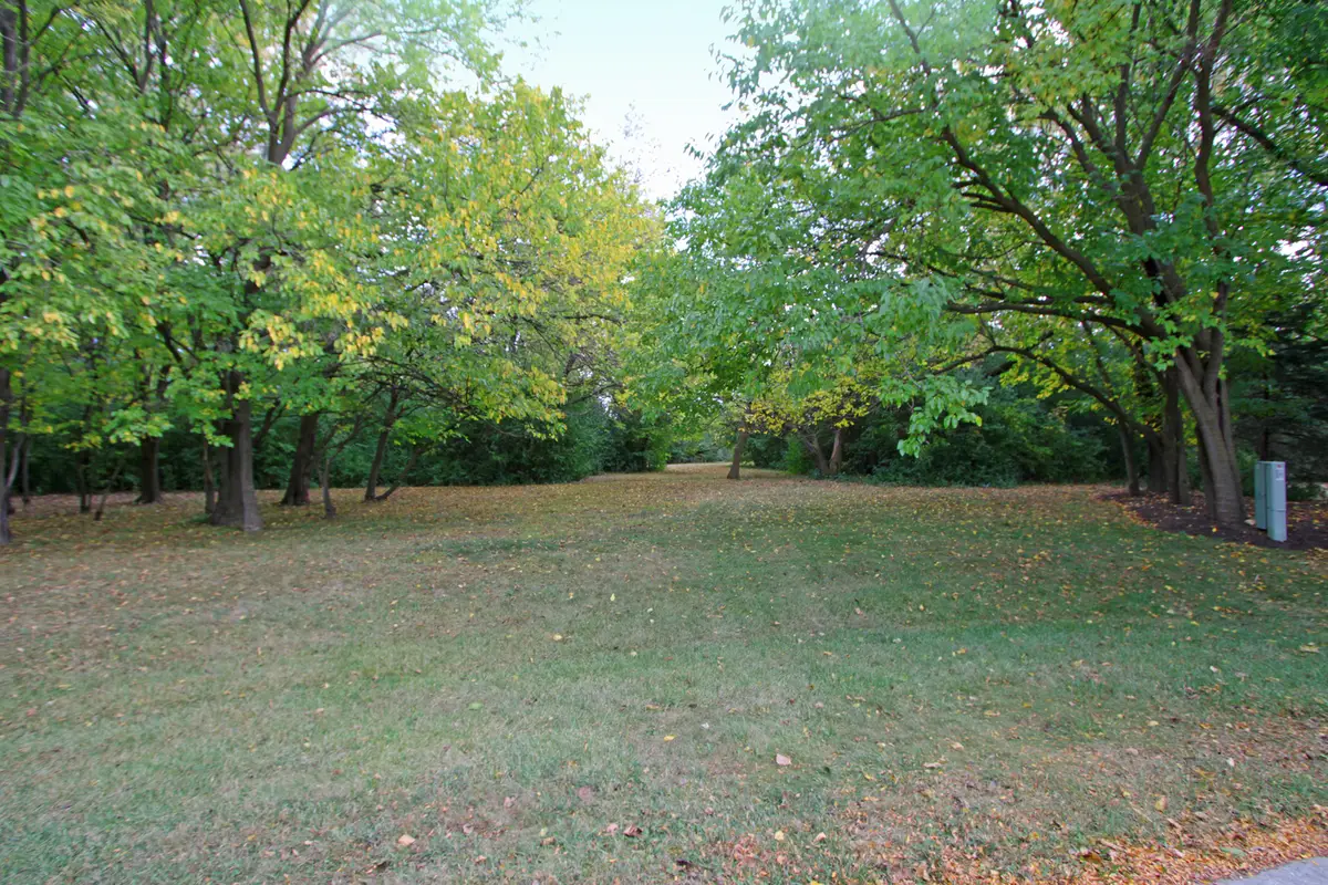 1 High Point Circle, Hawthorn Woods, IL 60047 - Image #1
