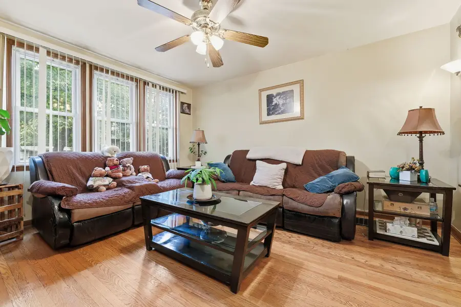 2736 N Monticello Avenue, Chicago, IL 60647 - Image #3