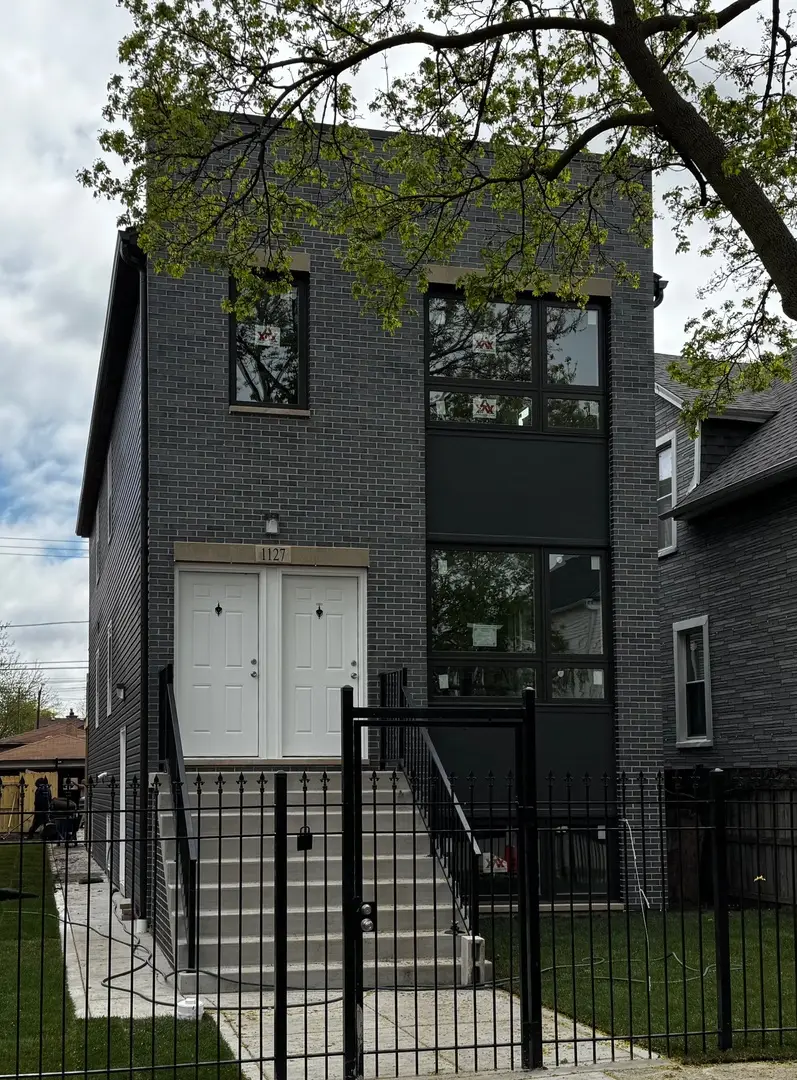 952 N Avers Avenue, Chicago, IL 60651 - Image #2