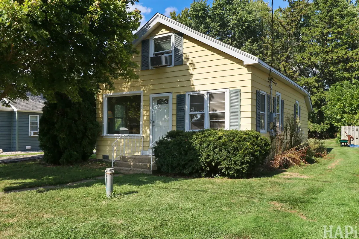 22969 W Lakeview Avenue, Antioch, IL 60002 - Image #1