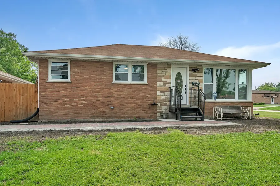 401 W 14th Place, Chicago Heights, IL 60411 - Image #2