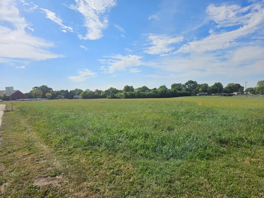 23700 W Getson Avenue, Plainfield, IL 60544 - Image #2