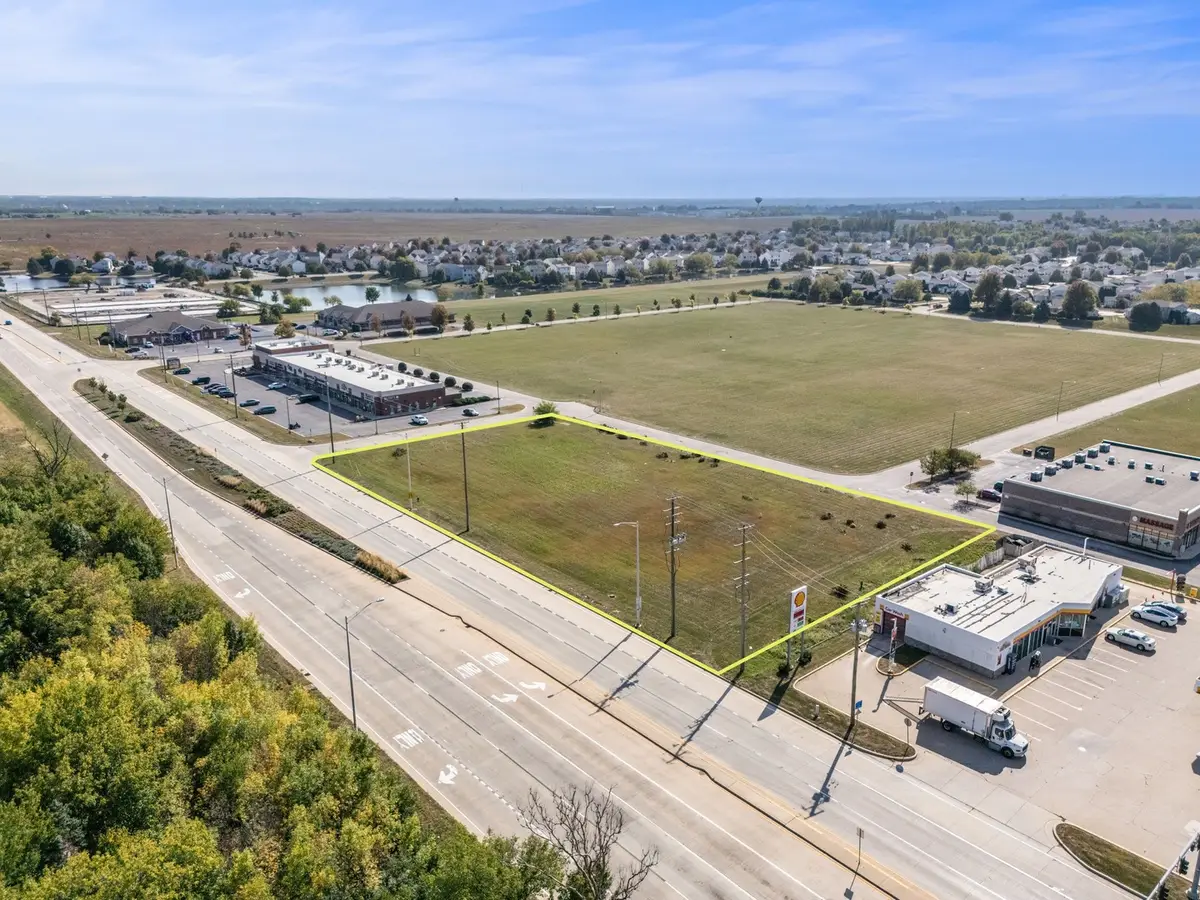 20711 W Renwick Road, Crest Hill, IL 60403 - Image #1