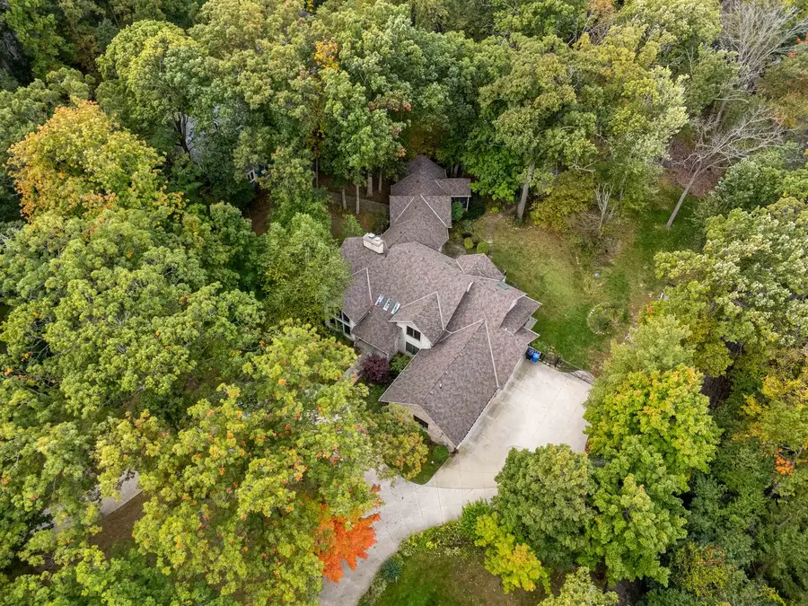 1830 Robinwood Lane, Riverwoods, IL 60015 - Image #2