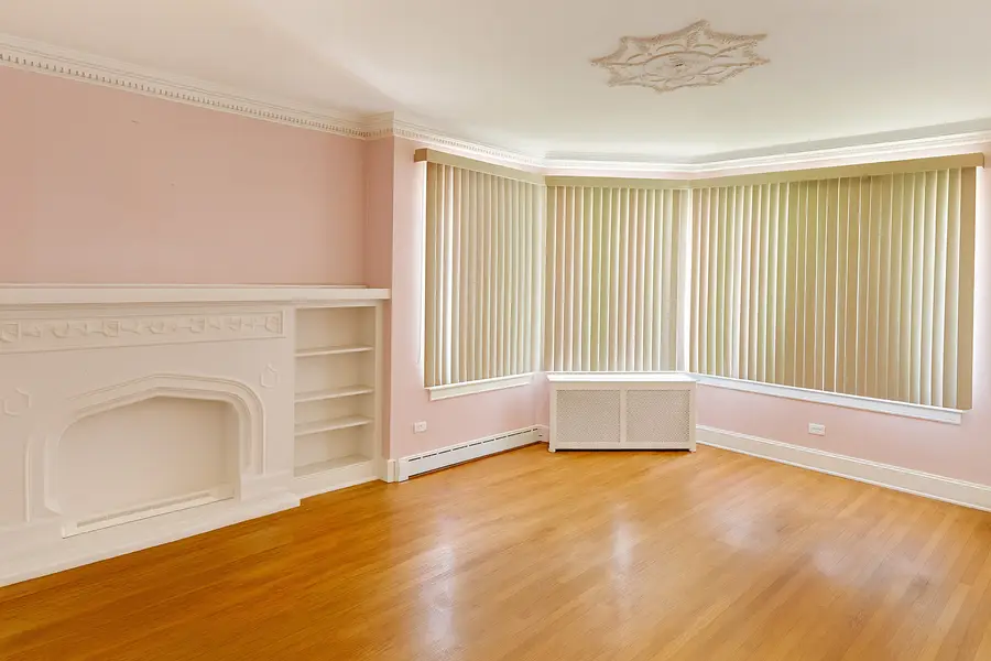 8242 S Rhodes Avenue, Chicago, IL 60619 - Image #2