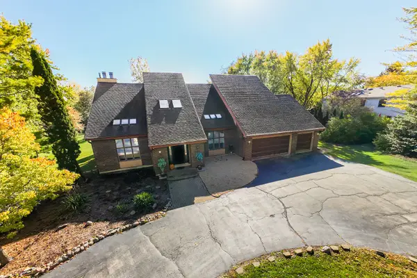 336 Roberts Road, Inverness, IL 60010