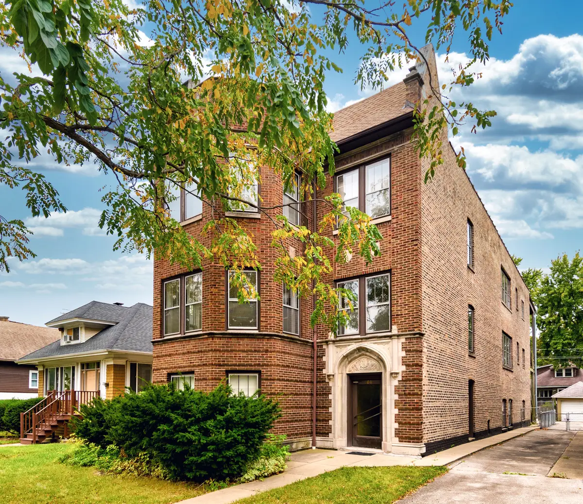 208 S Austin Boulevard, Oak Park, IL 60302 - Image #1