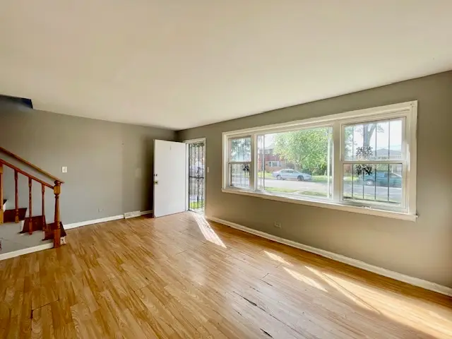 11741 S Laflin Street, Chicago, IL 60643 - Image #2